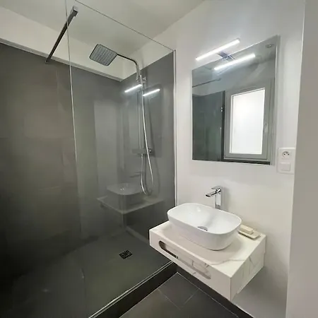 Aux Batignolles - Le Cocon Parisien - 28mb